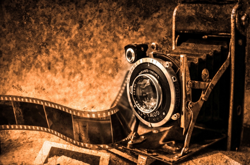 photographe-PLAN D AUPS STE BAUME-min_light-wood-night-camera-photography-vintage-1245236-pxhere.com